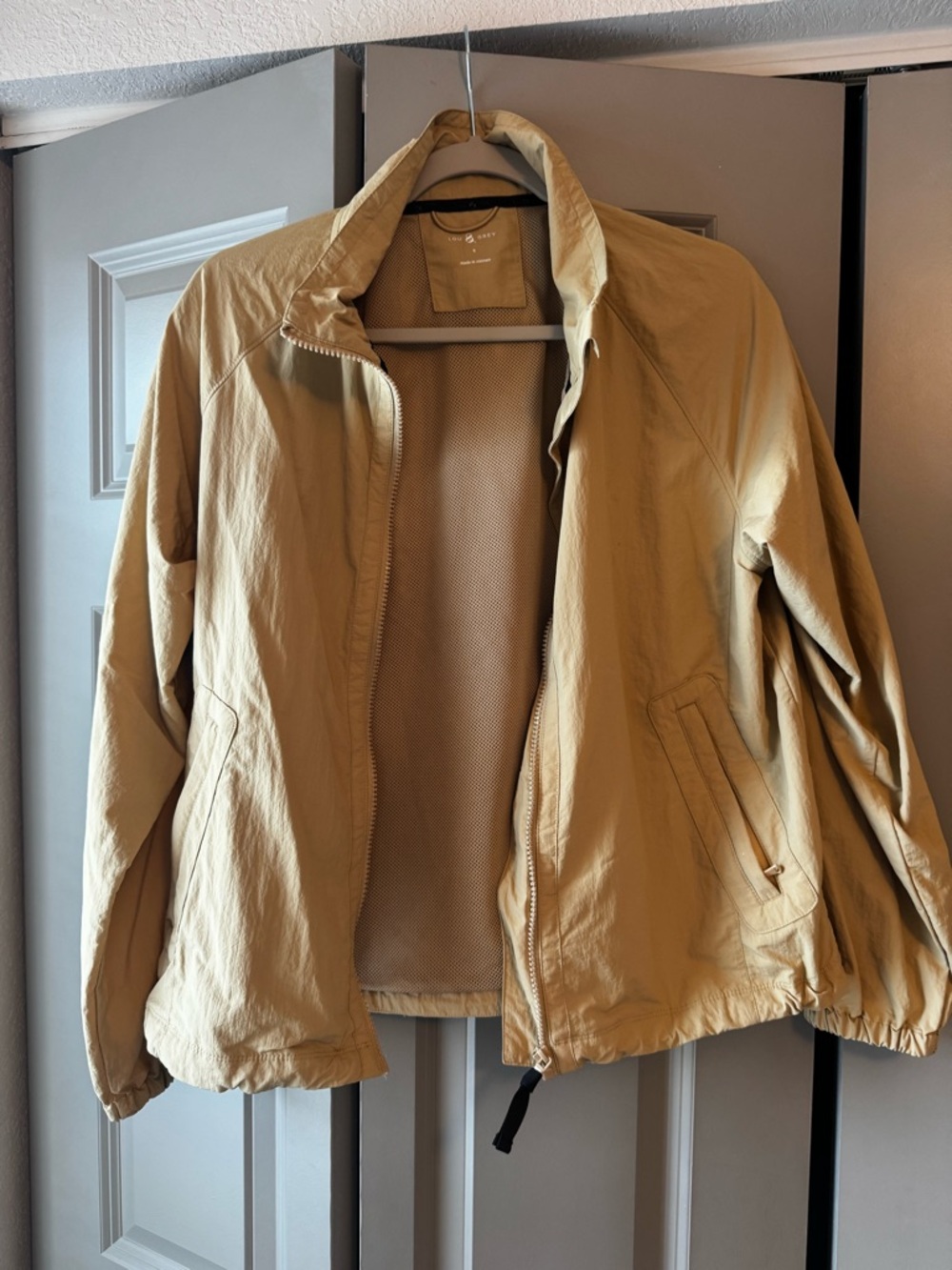 Lou & Grey Light Tan Lightweight Zip Jacket